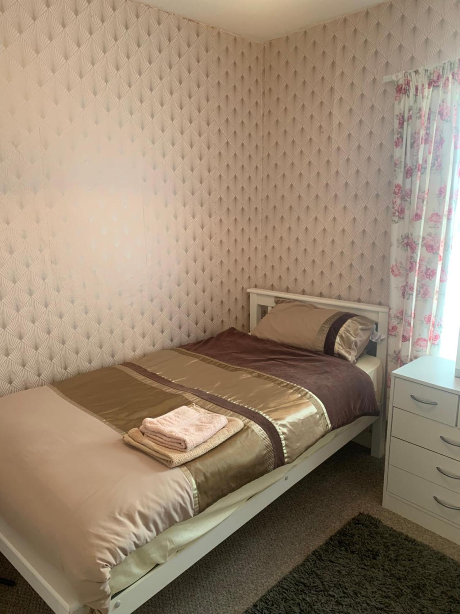 Room Only Guest Accommodation, Guest House Self Catering Bangor  Exterior foto